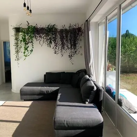 Your Cosy Getaway Halfway Between And Forest Апартаменты Вонярцвашхедь