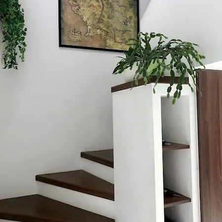 Your Cosy Getaway Halfway Between And Forest Вонярцвашхедь