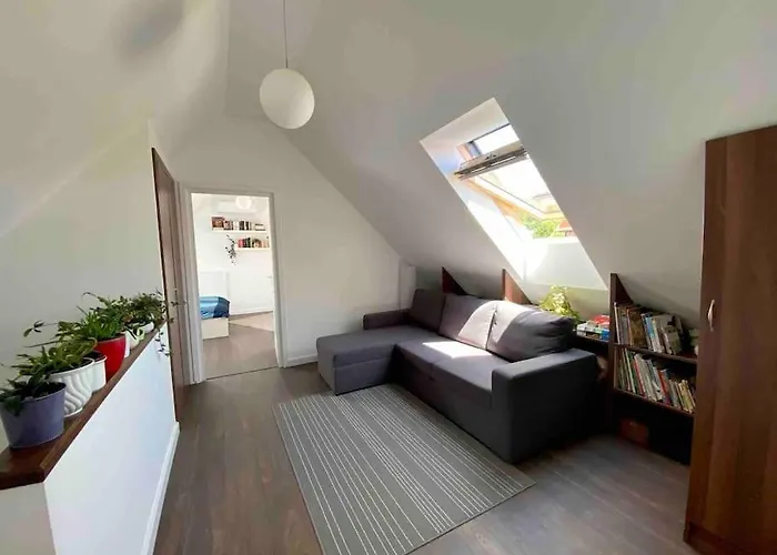 Your Cosy Getaway Halfway Between And Forest * Vonyarcvashegy