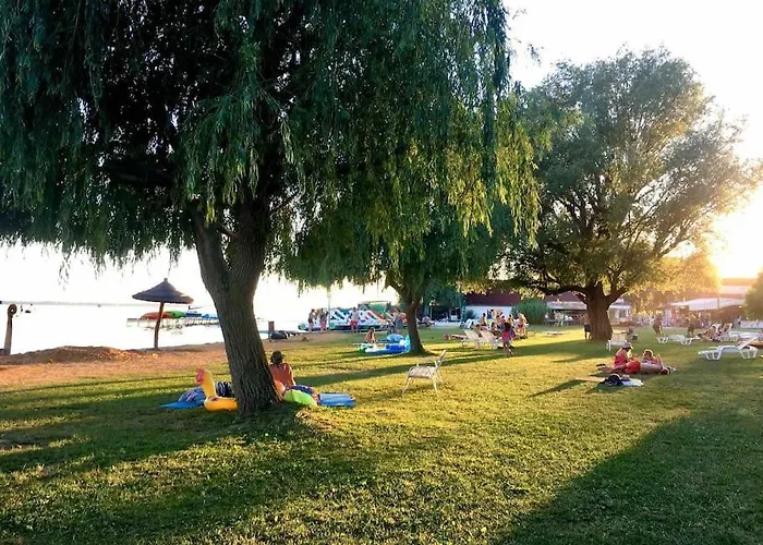 Your Cosy Getaway Halfway Between And Forest Apartmán *