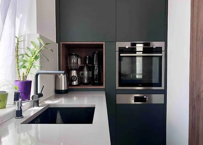 Your Cosy Getaway Halfway Between And Forest * Vonyarcvashegy